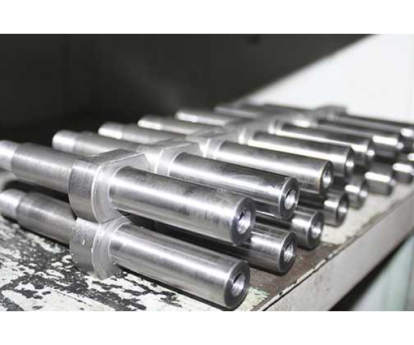 Изготовление втулок на заказ для спецтехники и тракторов в Днепре и Украине