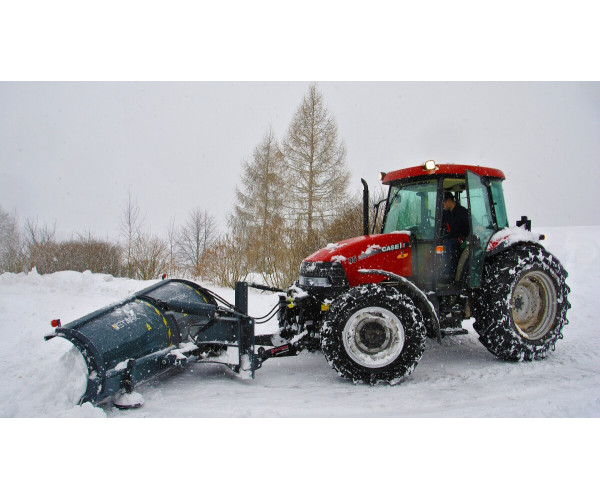 Почему трактор плохо заводится на морозе: реальные причины и какие детали лучше заменить заранее