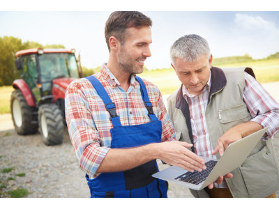 Як вибрати ідеальну сільськогосподарську техніку для вашого господарства